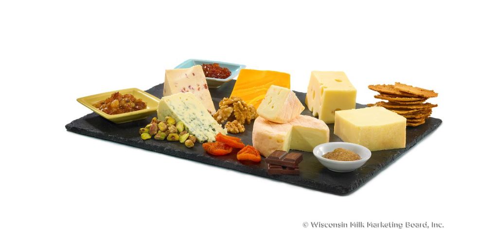 How to Create the Perfect Cheese Tray